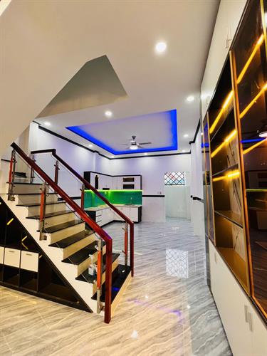NHÀ MỚI , SỔ RIÊNG , KP .THANH BA , TT CẦN GIUỘC LA 